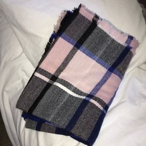 NWOT Blanket scarf